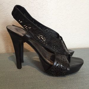 Diane Von Furstenberg Black Leather Sandals